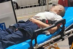 记者：8名伤员缺席皇马今日训练，何塞卢也因为发烧缺席